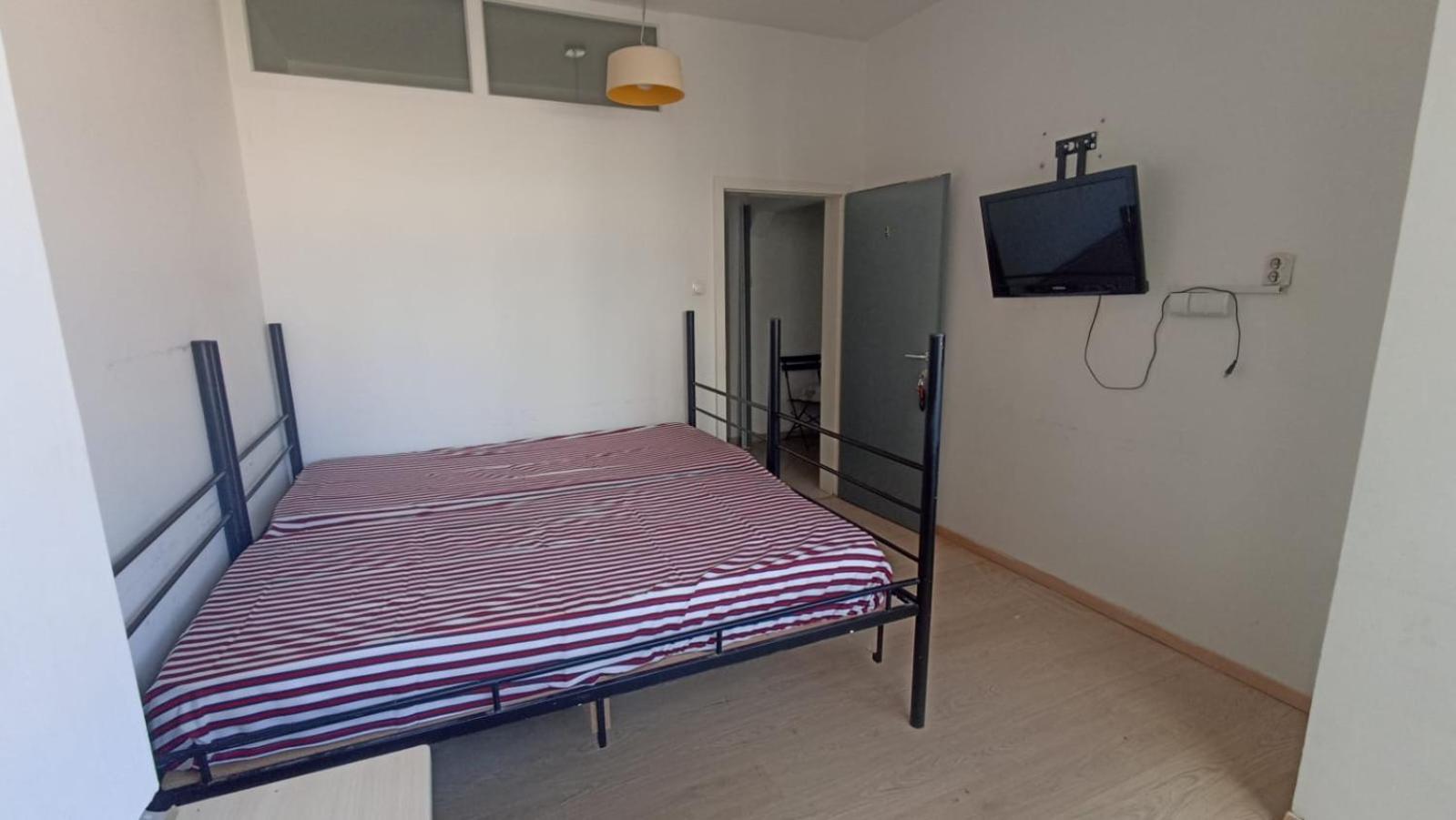 Newborn Comfort Hostel The Biggest Hostel Of Town With Best Location Pristina Exterior foto