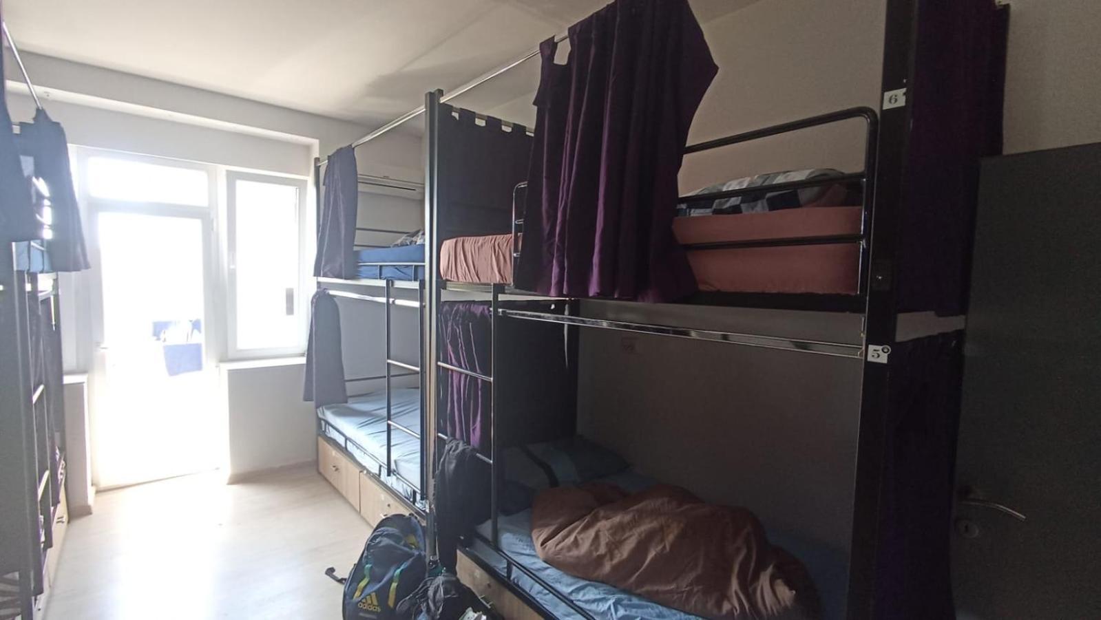 Newborn Comfort Hostel The Biggest Hostel Of Town With Best Location Pristina Exterior foto