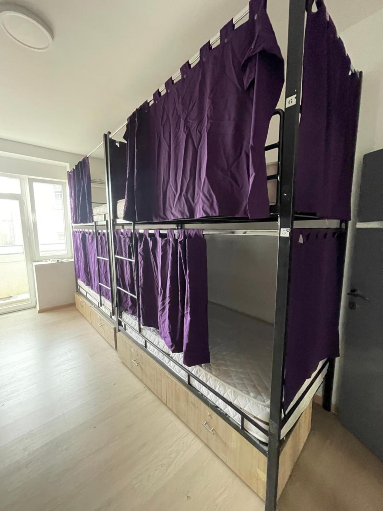Newborn Comfort Hostel The Biggest Hostel Of Town With Best Location Pristina Exterior foto