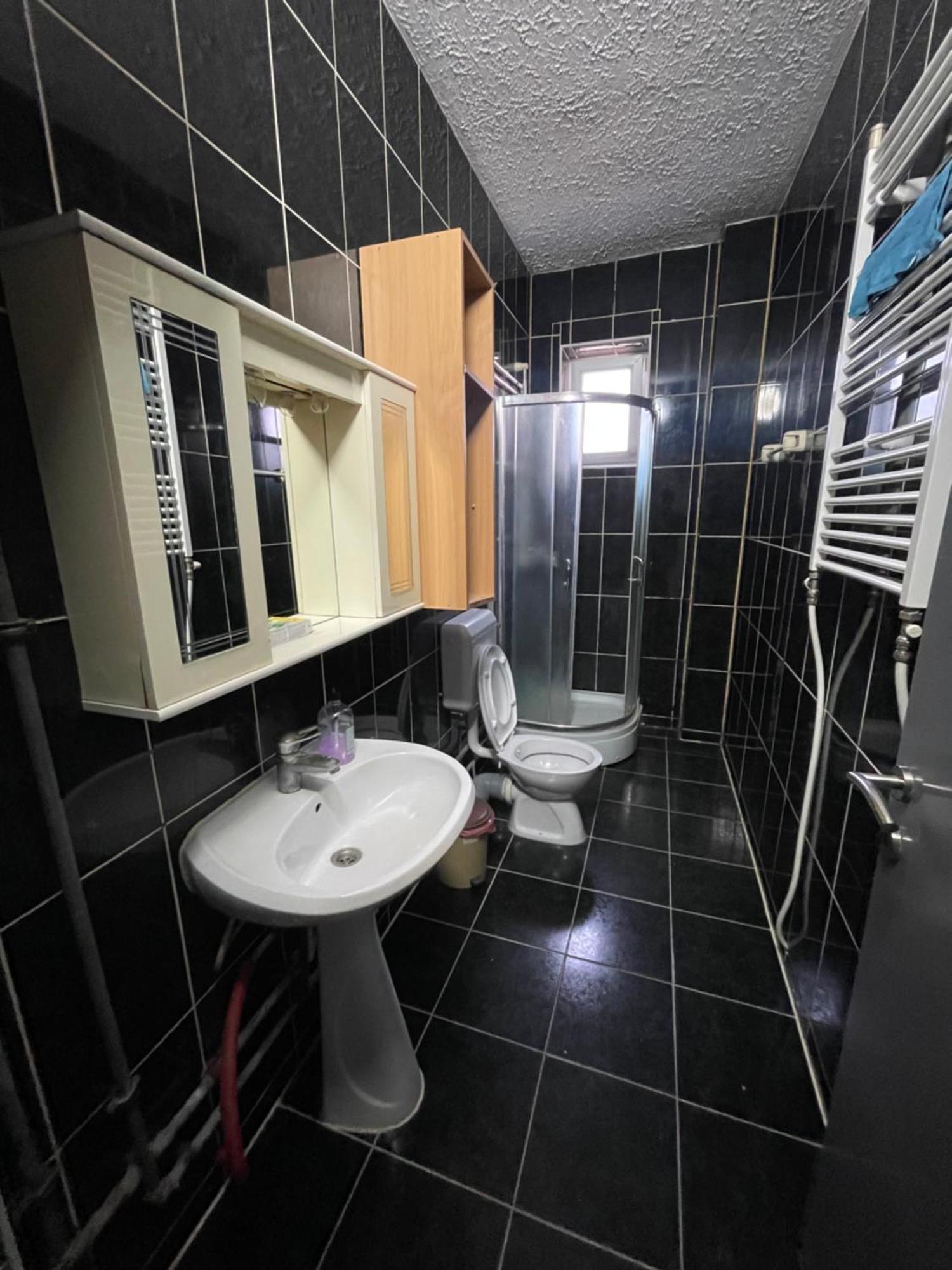 Newborn Comfort Hostel The Biggest Hostel Of Town With Best Location Pristina Exterior foto